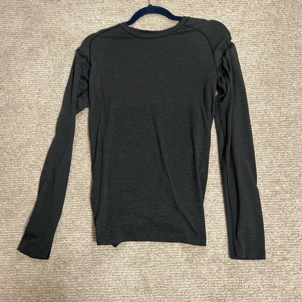 lululemon athletica Charcoal Long Sleeve Tee
